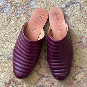 Beklina slip on flat clog shoe ribbed 9